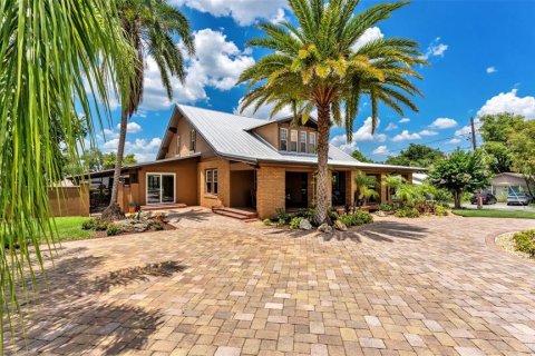 Casa en venta en Lakeland, Florida, 4 dormitorios, 314.38 m2 № 2152252 - foto 3