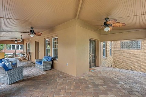 Casa en venta en Lakeland, Florida, 4 dormitorios, 314.38 m2 № 2152252 - foto 5