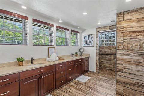Casa en venta en Lakeland, Florida, 4 dormitorios, 314.38 m2 № 2152252 - foto 30