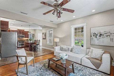 Casa en venta en Lakeland, Florida, 4 dormitorios, 314.38 m2 № 2152252 - foto 20