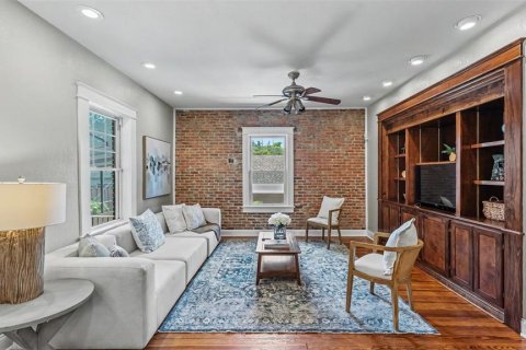 Casa en venta en Lakeland, Florida, 4 dormitorios, 314.38 m2 № 2152252 - foto 23