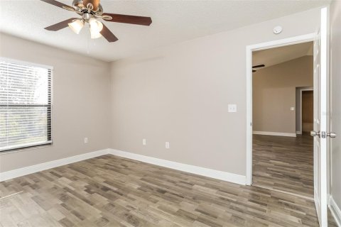 House in Davenport, Florida 4 bedrooms, 143.26 sq.m. № 1813359 - photo 8