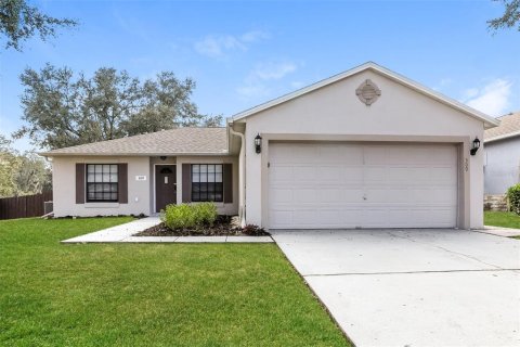 House in Davenport, Florida 4 bedrooms, 143.26 sq.m. № 1813359 - photo 1