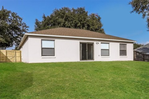 House in Davenport, Florida 4 bedrooms, 143.26 sq.m. № 1813359 - photo 15