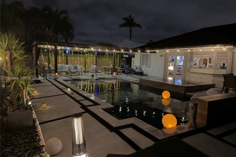 Villa ou maison à vendre à Miami, Floride: 4 chambres, 160.07 m2 № 2068376 - photo 16