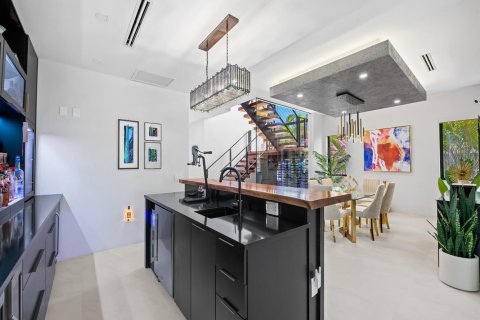 Villa ou maison à vendre à Fort Lauderdale, Floride: 4 chambres, 421.68 m2 № 2187130 - photo 8