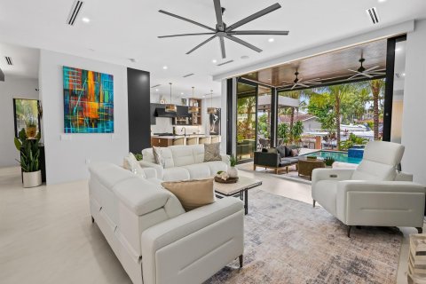 Villa ou maison à vendre à Fort Lauderdale, Floride: 4 chambres, 421.68 m2 № 2187130 - photo 9