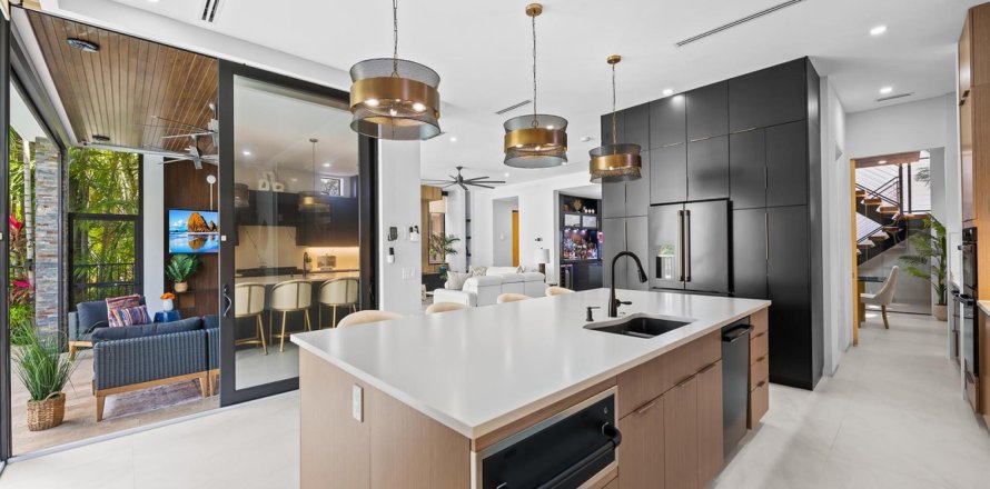 Villa ou maison à Fort Lauderdale, Floride 4 chambres, 421.68 m2 № 2187130
