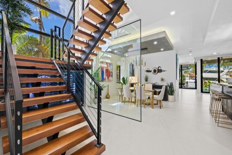 Villa ou maison à vendre à Fort Lauderdale, Floride: 4 chambres, 421.68 m2 № 2187130 - photo 3