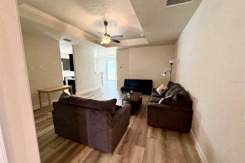 House in Gainesville, Florida 3 bedrooms, 168.99 sq.m. № 2132703 - photo 15