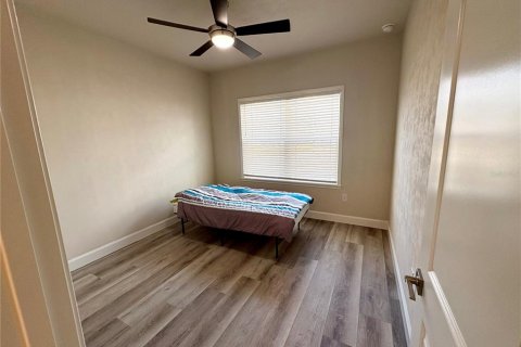 House in Gainesville, Florida 3 bedrooms, 168.99 sq.m. № 2132703 - photo 13