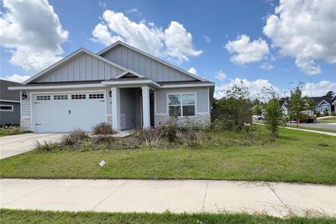 House in Gainesville, Florida 3 bedrooms, 168.99 sq.m. № 2132703 - photo 6