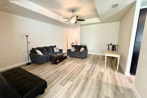 House in Gainesville, Florida 3 bedrooms, 168.99 sq.m. № 2132703 - photo 16