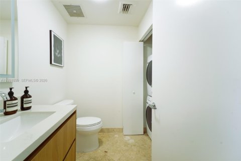 Купить кондоминиум в Майами, Флорида 1 спальня, 68.28м2, № 2090472 - фото 8