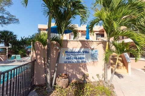 Hotel en venta en Holmes Beach, Florida, 459.31 m2 № 1023195 - foto 2