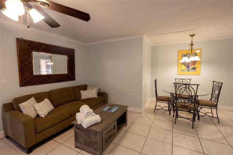Hotel en venta en Holmes Beach, Florida, 459.31 m2 № 1023195 - foto 11