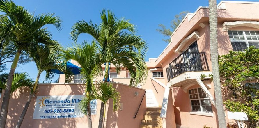 Hotel en Holmes Beach, Florida 459.31 m2 № 1023195
