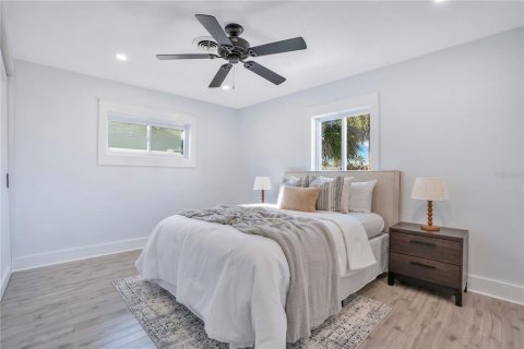 House in Orlando, Florida 3 bedrooms, 155.15 sq.m. № 2096819 - photo 29