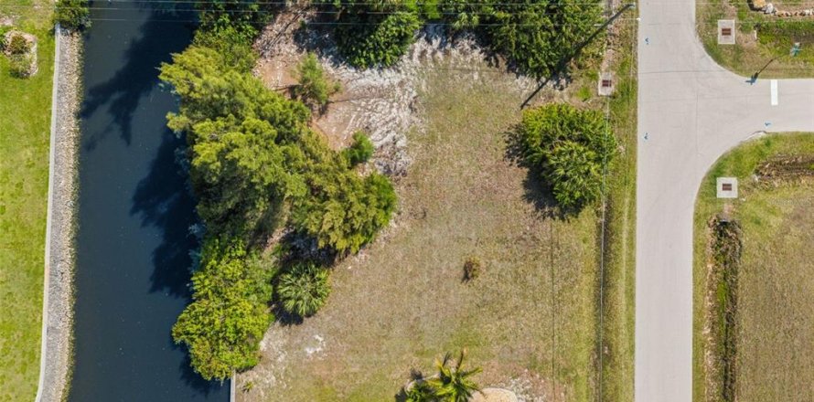 Terrain à Punta Gorda, Floride № 2144696