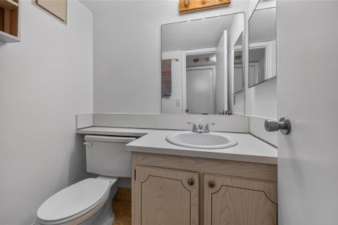 Condo in Deerfield Beach, Florida, 2 bedrooms  № 2193286 - photo 23