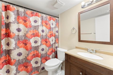 Купить кондоминиум в Майами, Флорида 3 спальни, 112.97м2, № 1924517 - фото 14