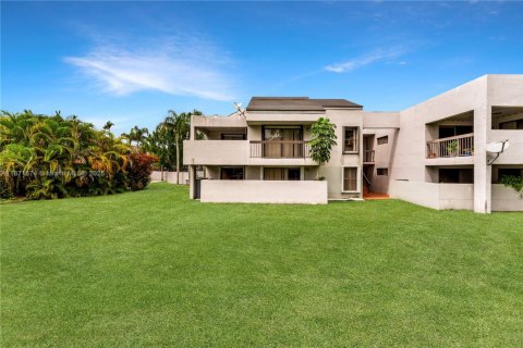 Купить кондоминиум в Майами, Флорида 3 спальни, 112.97м2, № 1924517 - фото 1