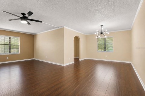 Copropriété à vendre à Leesburg, Floride: 3 chambres, 157.1 m2 № 2237021 - photo 5