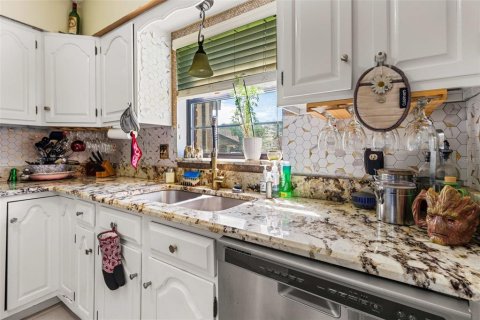 Copropriété à vendre à Leesburg, Floride: 3 chambres, 157.1 m2 № 2237021 - photo 12