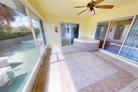 Casa en venta en Punta Gorda, Florida, 4 dormitorios, 267.09 m2 № 1801706 - foto 18