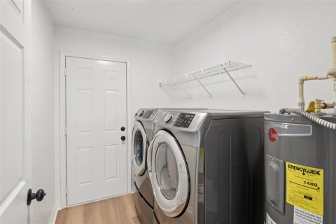 Villa ou maison à vendre à Lakeland, Floride: 3 chambres, 175.12 m2 № 2094436 - photo 8