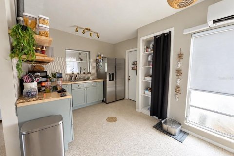 House in Bradenton, Florida 2 bedrooms, 109.72 sq.m. № 2393634 - photo 18