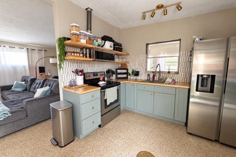House in Bradenton, Florida 2 bedrooms, 109.72 sq.m. № 2393634 - photo 19