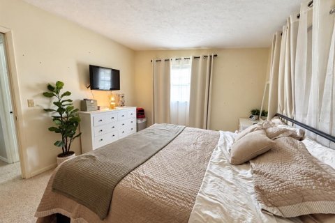 House in Bradenton, Florida 2 bedrooms, 109.72 sq.m. № 2393634 - photo 14