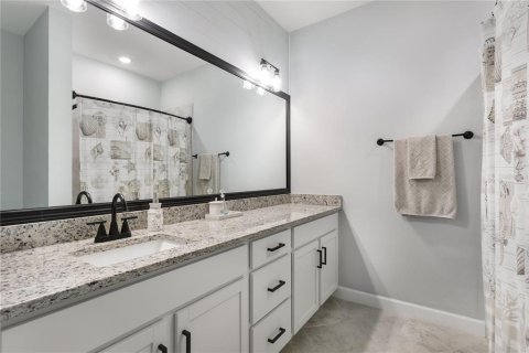 Townhouse in Bradenton, Florida 3 bedrooms, 178.84 sq.m. № 2383754 - photo 23