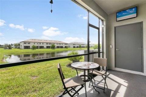 Townhouse in Bradenton, Florida 3 bedrooms, 178.84 sq.m. № 2383754 - photo 28