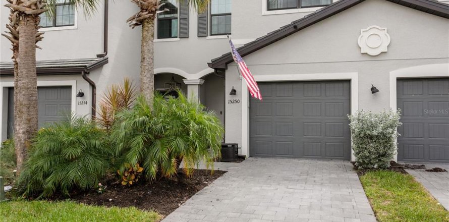 Townhouse in Bradenton, Florida 3 bedrooms, 178.84 sq.m. № 2383754