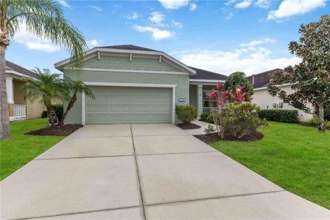 House in Bradenton, Florida 3 bedrooms, 187.29 sq.m. № 2098814