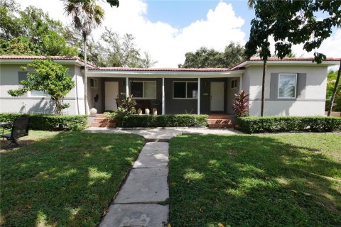 Commercial property in Biscayne Park, Florida 157 sq.m. № 1958267 - photo 3