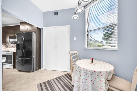 Copropriété à vendre à Lauderhill, Floride: 2 chambres, 149.29 m2 № 2084548 - photo 24