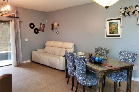 Touwnhouse à vendre à Ocoee, Floride: 3 chambres, 141.12 m2 № 2135521 - photo 6
