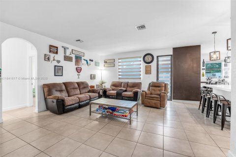 Villa ou maison à vendre à Homestead, Floride: 4 chambres, 319.21 m2 № 1842872 - photo 13