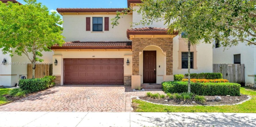Villa ou maison à Homestead, Floride 4 chambres, 319.21 m2 № 1842872