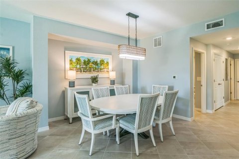 Condominio en venta en Venice, Florida, 3 dormitorios, 165.37 m2 № 1852795 - foto 17