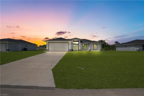 Villa ou maison à Lehigh Acres, Floride 3 chambres, 129.13 m2 № 2102647