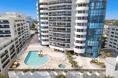 Copropriété à louer à Miami Beach, Floride: 2 chambres, 139.35 m2 № 2018726 - photo 3