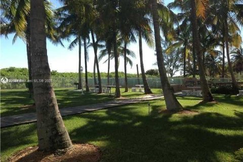 Copropriété à louer à Miami Beach, Floride: 2 chambres, 139.35 m2 № 2018726 - photo 13