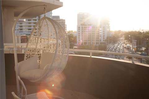 Copropriété à louer à Miami Beach, Floride: 2 chambres, 139.35 m2 № 2018726 - photo 15