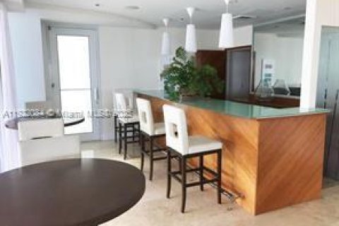 Copropriété à louer à Miami Beach, Floride: 2 chambres, 139.35 m2 № 2018726 - photo 10