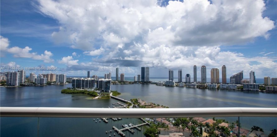Condo à Aventura, Floride, 3 chambres № 1766502