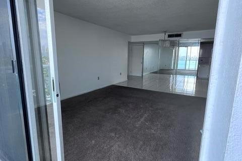 Copropriété à vendre à North Miami Beach, Floride: 2 chambres, 106.37 m2 № 2154370 - photo 5